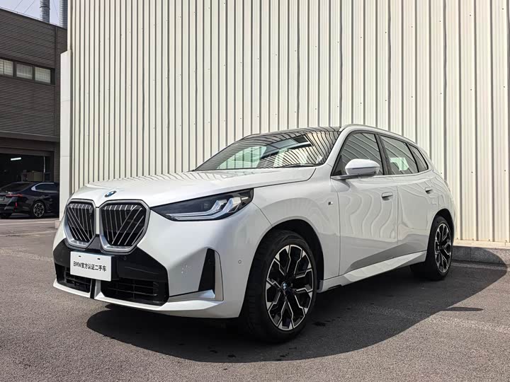 2025 BMW X3 2025 xDrive30L Leading Type M Sports Package