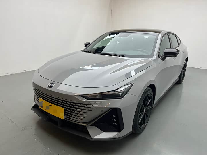 Changan UNI-V 2022 1.5T ZunGui Edition