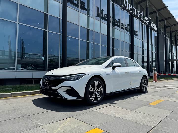 EQE 2025 Model 500 4MATIC Edition