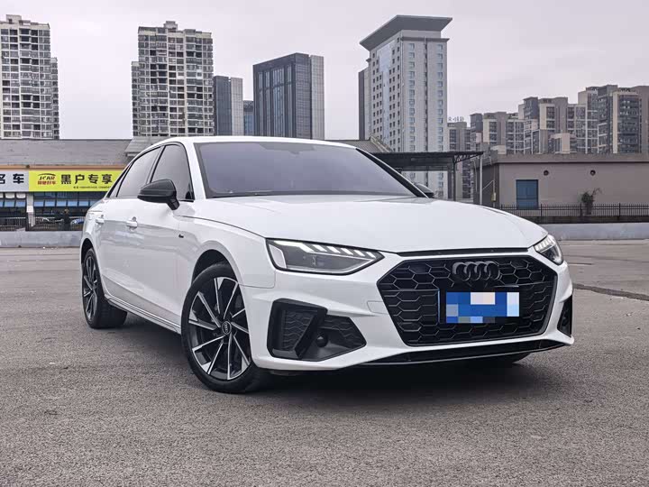 2023 Audi A4L 2023 40 TFSI Luxury Dynamic