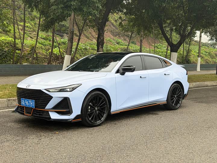 UNI-V 2023 Model 1.5T Edition