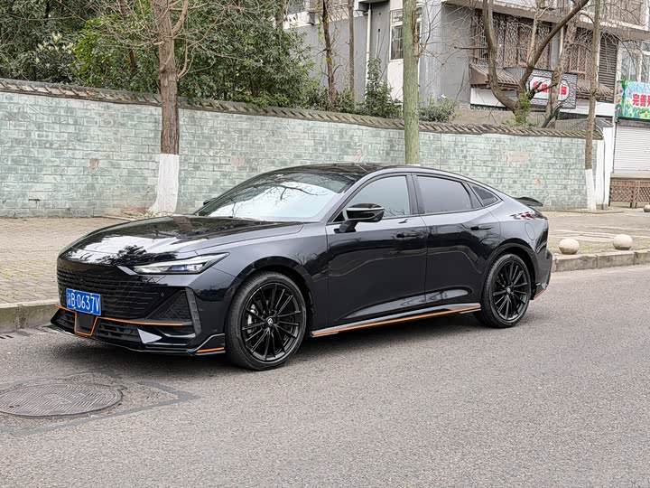 Changan UNI-V 2022 1.5T Sport
