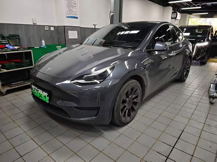 Model Y 2022 Model Edition