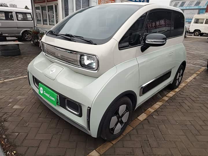 KiWi EV 2023 Model Edition