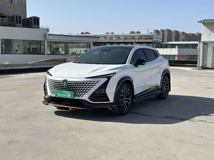 UNI-T 2022 Model 1.5T Premium Version