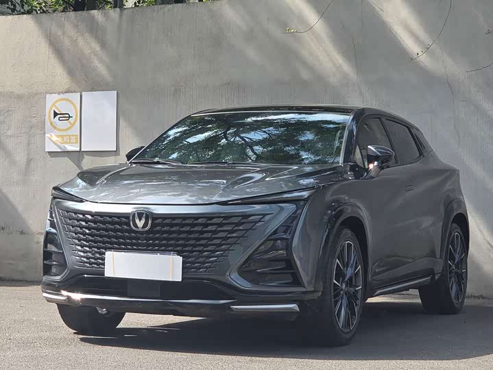 UNI-T 2023 Model 1.5T Premium Version