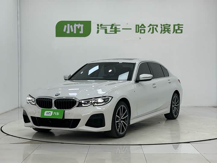 3 2022 Model 320Li M