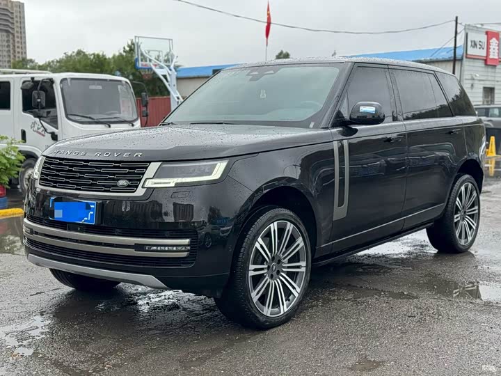 Range Rover 2024 3.0 L6 400PS Extended Edition, seven seats