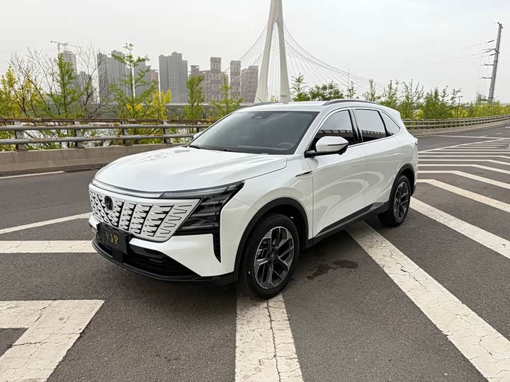 Changan CS75PLUS 2025 fourth generation 1.5T New Blue Whale Smart Whale Joy Edition