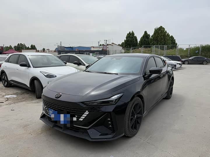 Changan UNI-V 2022 1.5T premium model