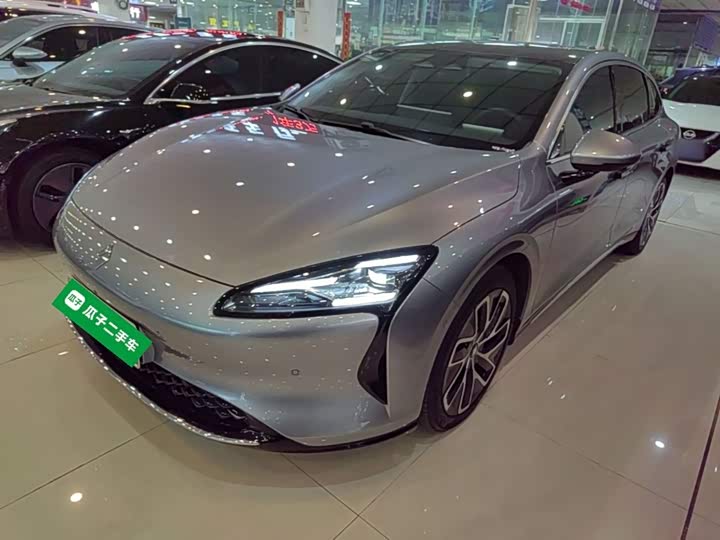 Model EV 600kmLuxury Edition