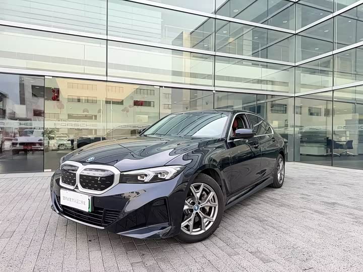 BMW i3 2024 eDrive 35 L
