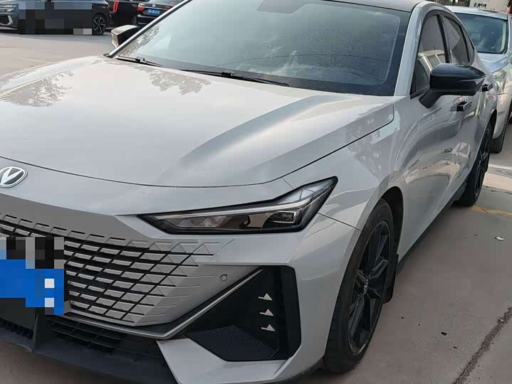 UNI-V 2023 Model 1.5T Premium Version