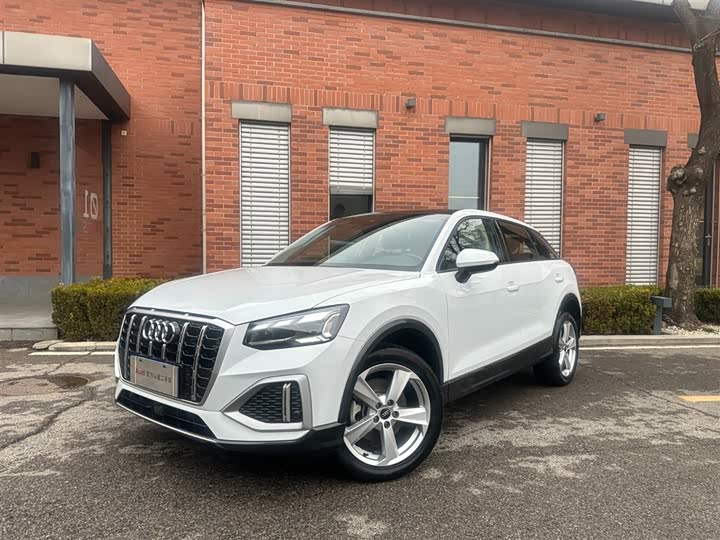 2024 Audi Q2L 2024 35TFSI aggressive and elegant model