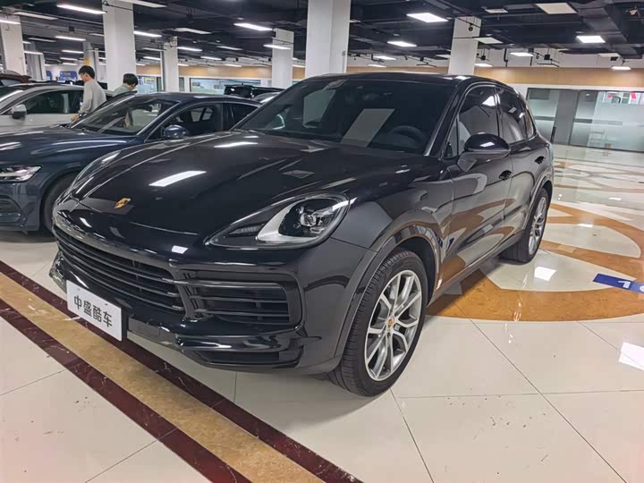 2021 Cayenne 2019 Cayenne 3.0T