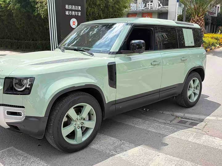 Land Rover Defender 2023 Model 110 3.0T P400 75 Anniversary Legendary Edition