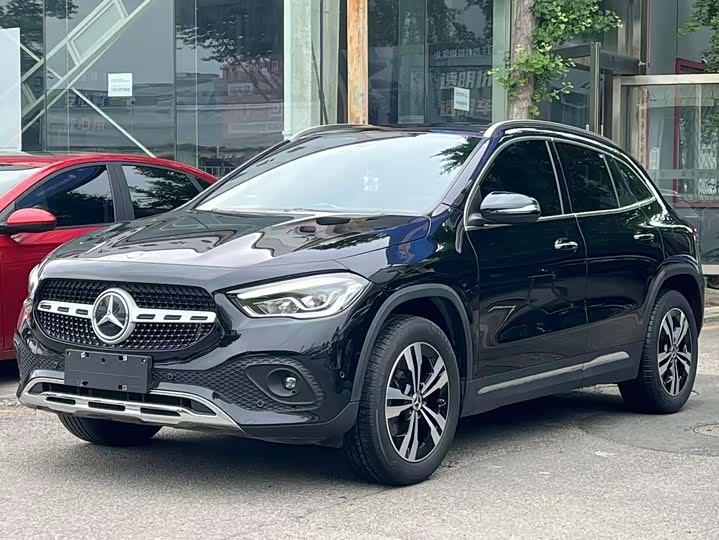 2021 Mercedes-Benz GLA 2020 GLA 200