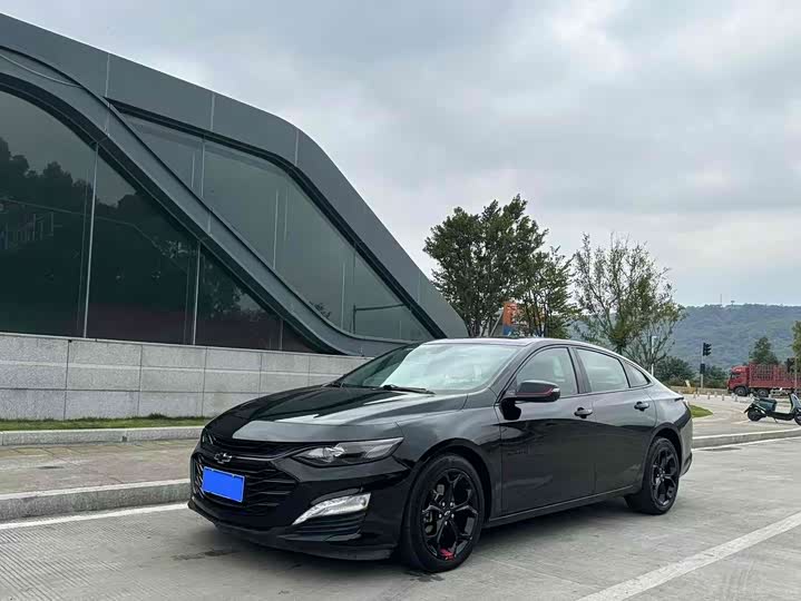 2021 Malibu XL 2021 Redline 550T automatic sharp version