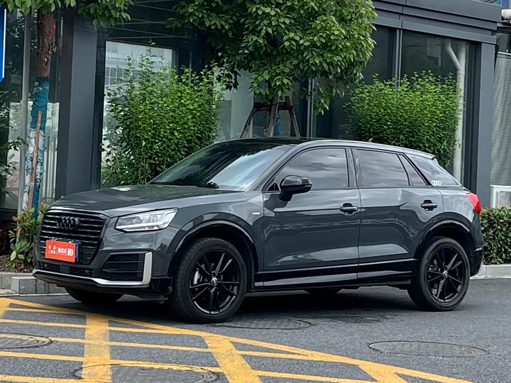 2021 Audi Q2L 2021 35 TFSI fashionable and dynamic