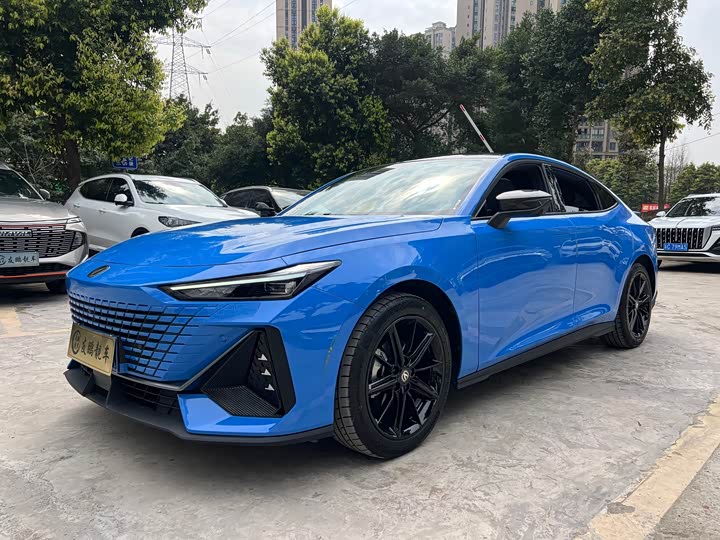 Changan UNI-V 2022 1.5T ZunGui Edition