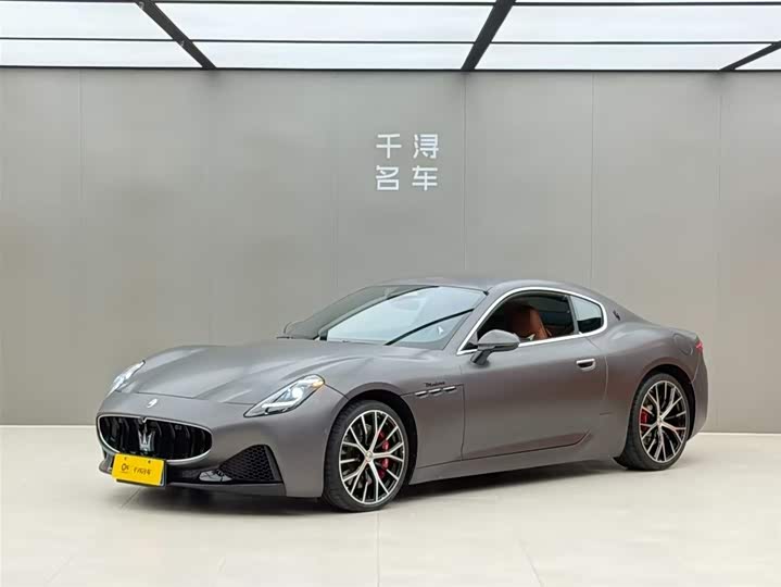 2024 GranTurismo 2023 3.0T Modena