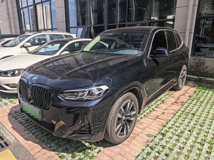 2023 BMW iX3 2022 facelift leading model