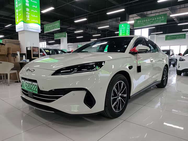 2025 Seal 06 2025 DM-i Smart Driving Edition 120KM Exclusive Type