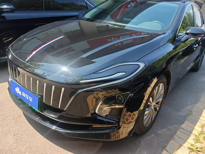 E-QM5 2024 Model 610km PLUS
