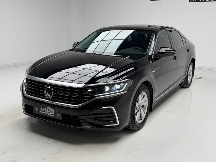 2022 Passat Plug-in Hybrid 2022 430PHEV Hybrid Business Edition