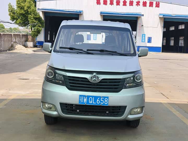 2021 Changan Ruixing M70 2019 1.5L comfortable 6-seater National VI flat top back lift door DAM15KL