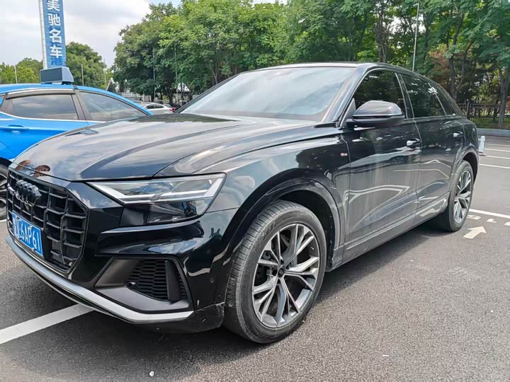 Audi Q8 2021 55 TFSI Luxury Dynamic Edition