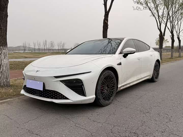 2023 Nezha S 2022 Model Extended Range Edition 1160km large rear drive Edition