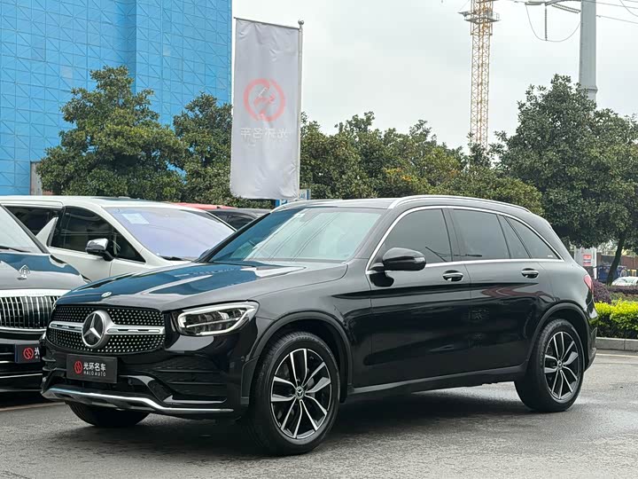 Mercedes-Benz GLC 2022 facelift GLC 260 L 4MATIC luxury model