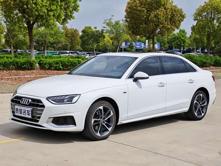 2022 AudiA4L 2022 Model 40 TFSI Fashion ElegantModel