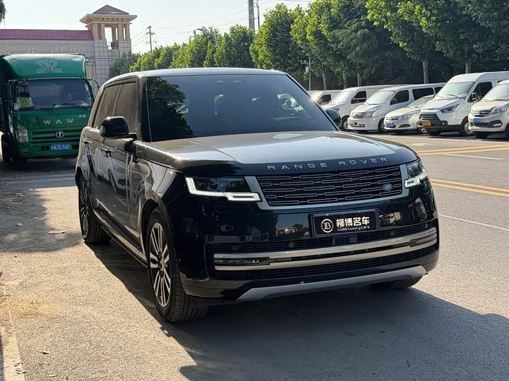 2025 Range Rover 2023 Model Year Facelift 3.0 L6 400PS HSE Long Wheelbase