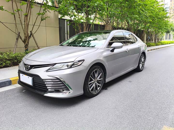 Camry 2021 2.5G Deluxe Edition