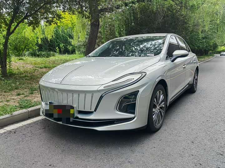 Hongqi E-QM5 2022 431km Charging Enjoyment Edition
