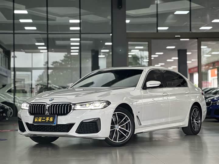 2021 BMW 5 Series 2021 525Li M Sports Package