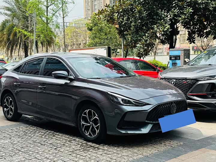 2021 MG5 2021 180DVVT CVT Youth Fashion Edition