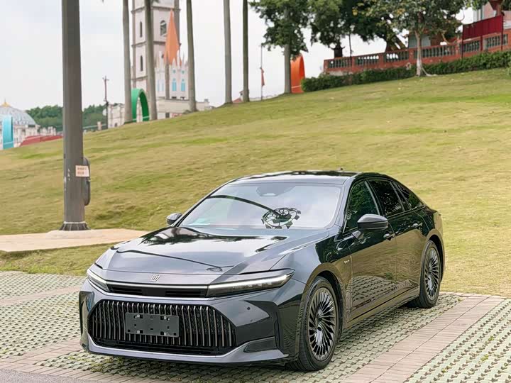 2024 Crown (Imported) 2024 2.5L Extreme Edition