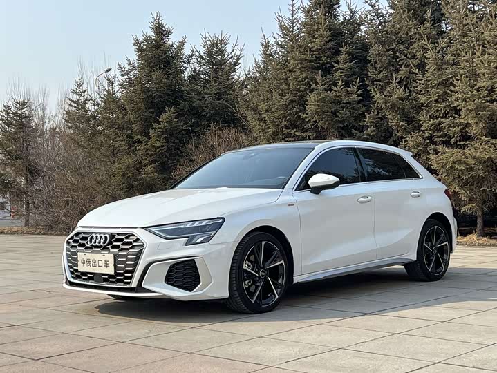 2023 Audi A3 2022 Sportback 35 TFSI stylish and sporty