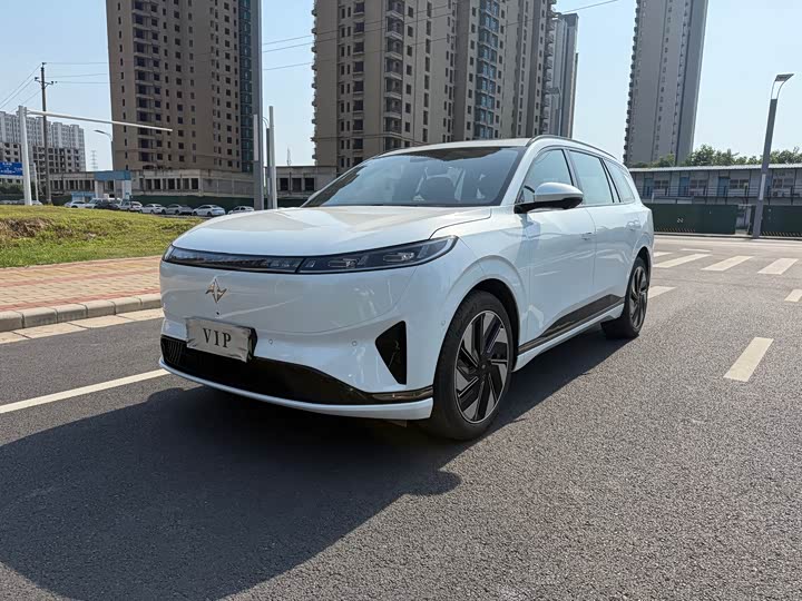 2025 e╧Ç008 2024 model 636Max pure electric version 6 seats