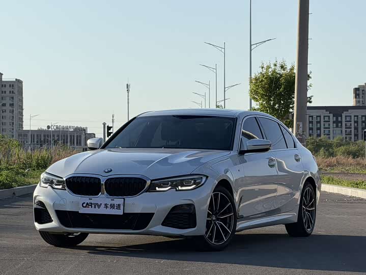 2022 BMW 3 Series 2022 320Li M Sports Package