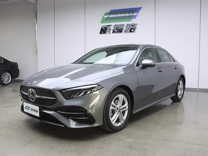 2025 Mercedes-Benz A-Class 2025 A 180 L