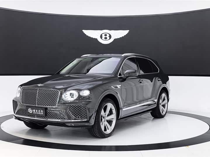 Bentayga 2022 model 4.0T V8