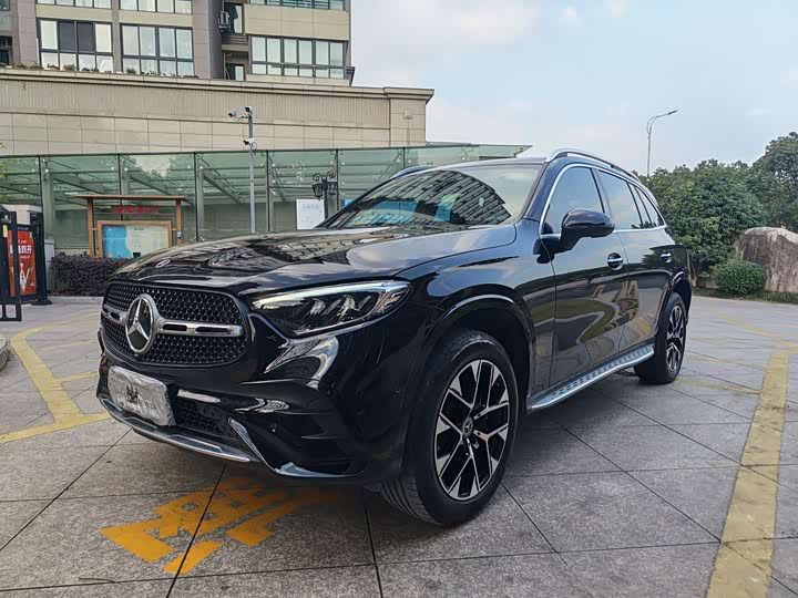 2023 Mercedes-Benz GLC 2023 facelift GLC 260 L 4MATIC luxury model 7 seats
