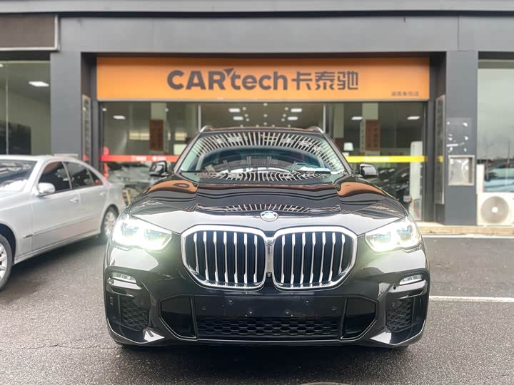 2021 BMW X5 (Import) 2021 xDrive40i M Sport Package