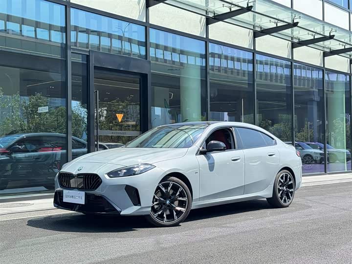 2025 BMW 2 Series 2025 225L M Sports Night Package
