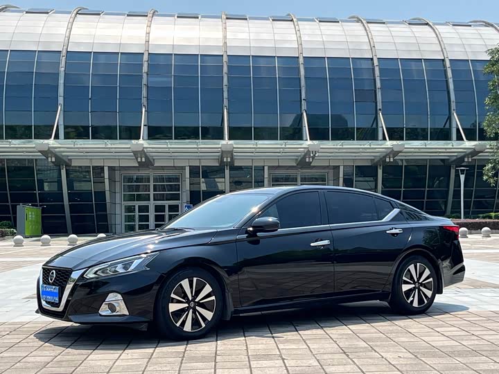 2021 2021 Nissan Altima 2.0T SV