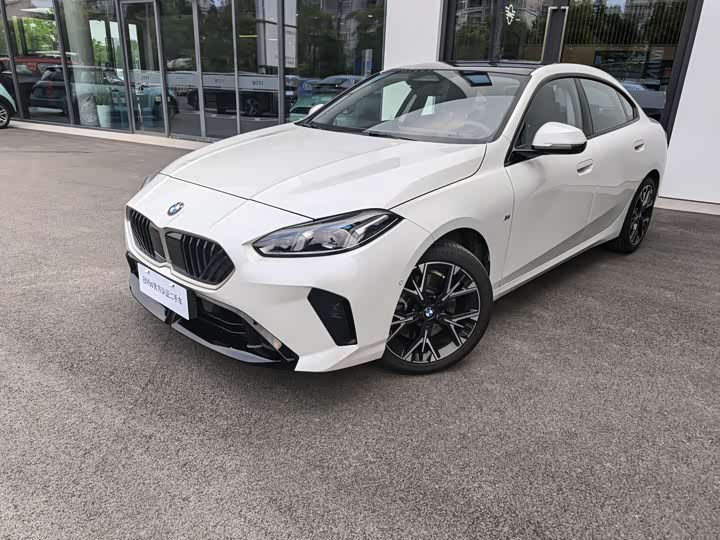 2025 BMW 2 Series 2025 225L M Sports Package